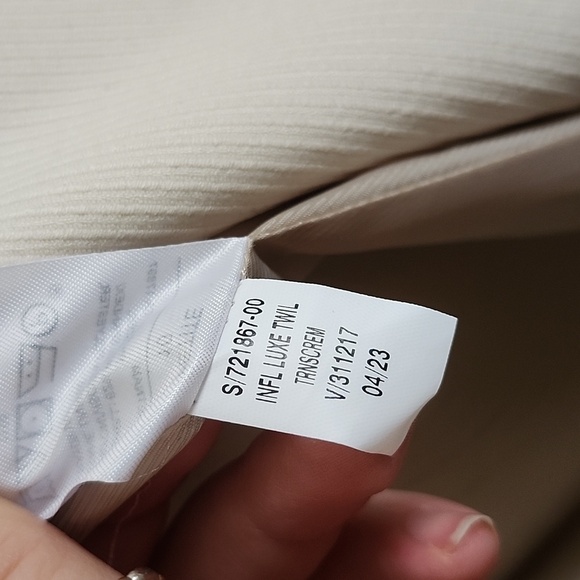 Banana Republic Factory Twill collarless blazer in transition cream, NWT - Picture 11 of 14